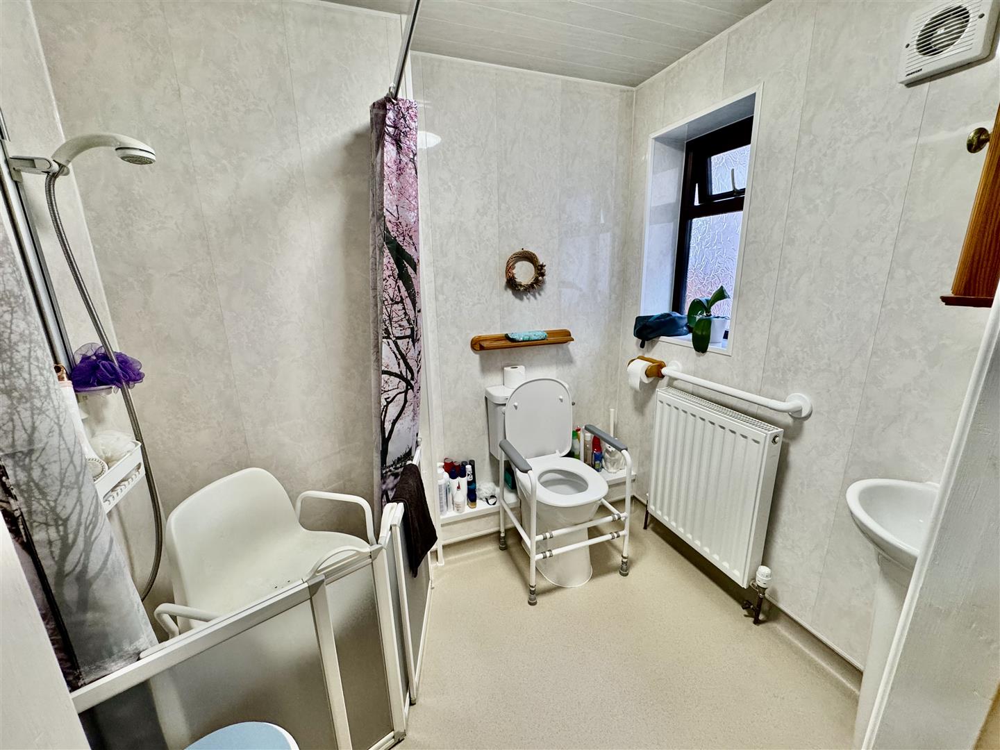 Awel Y Grug, Porthmadog